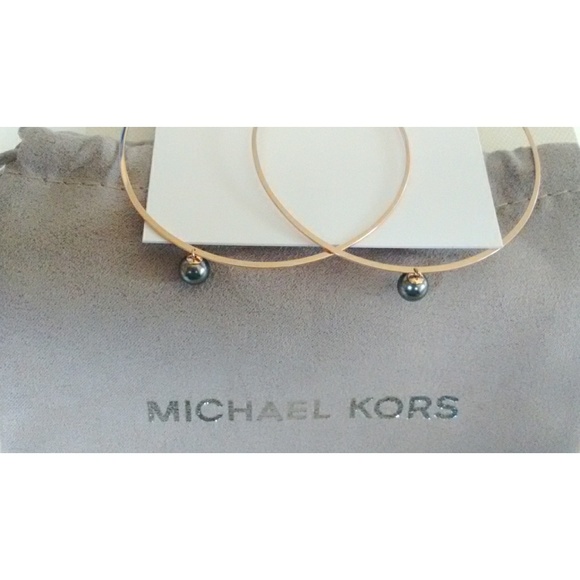 MICHAEL KORS Rose Goldtone Hoop Earrings with Box - Picture 7 of 7